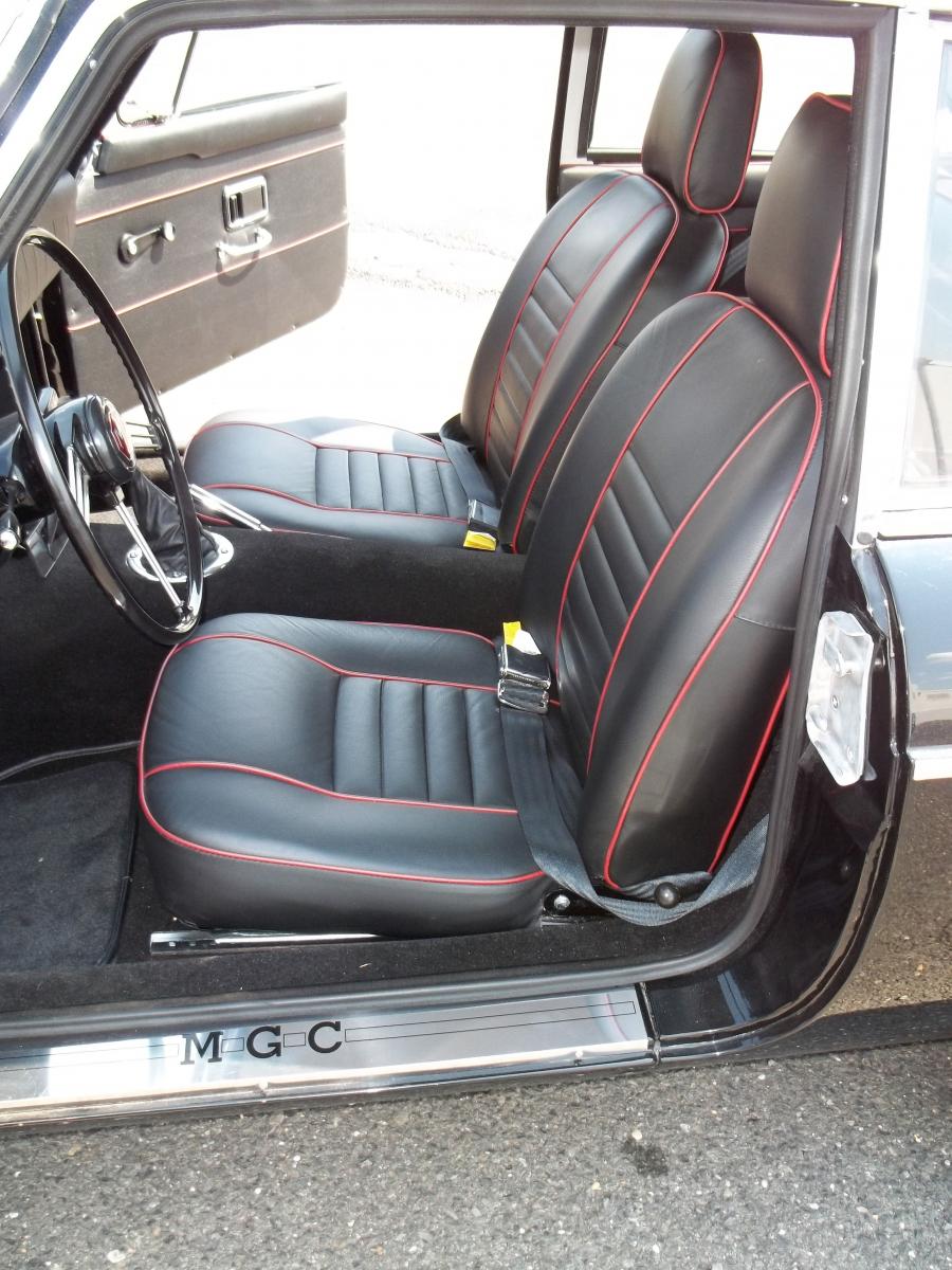  MG C GT Coupe 1969 года  (фото 8 из 22)